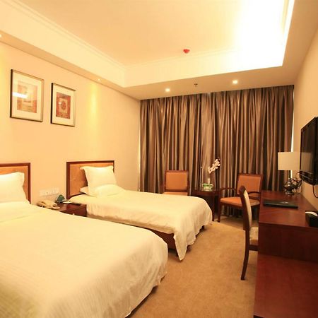 Greentree Inn Beijing Daxing Huangcun Qingyuan Road Metro Station Express Hotel 外观 照片